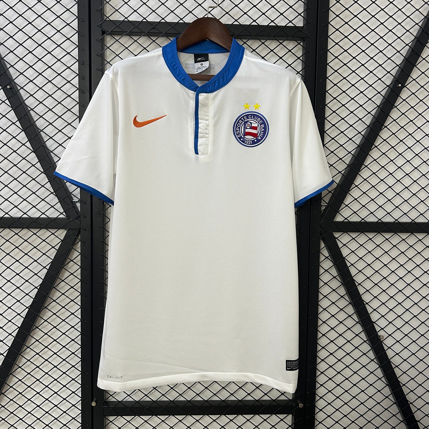 BAHIA II 13/14 HOMBRE (RETRO)