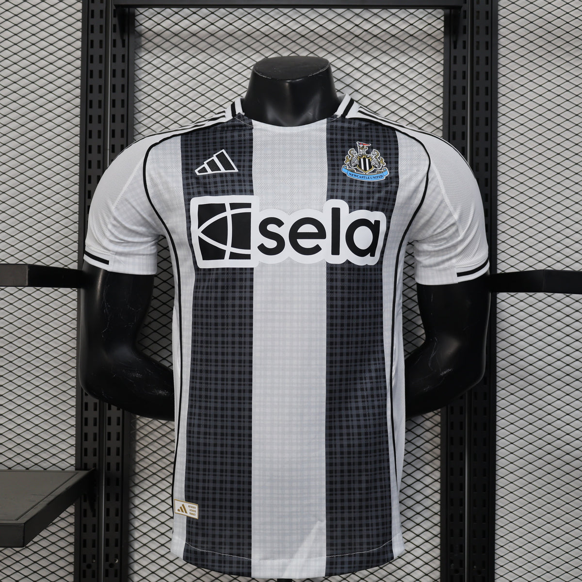 NEWCASTLE I 25/26 HOMBRE (VERSIÓN JUGADOR)