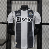 NEWCASTLE I 25/26 HOMBRE (VERSIÓN JUGADOR)