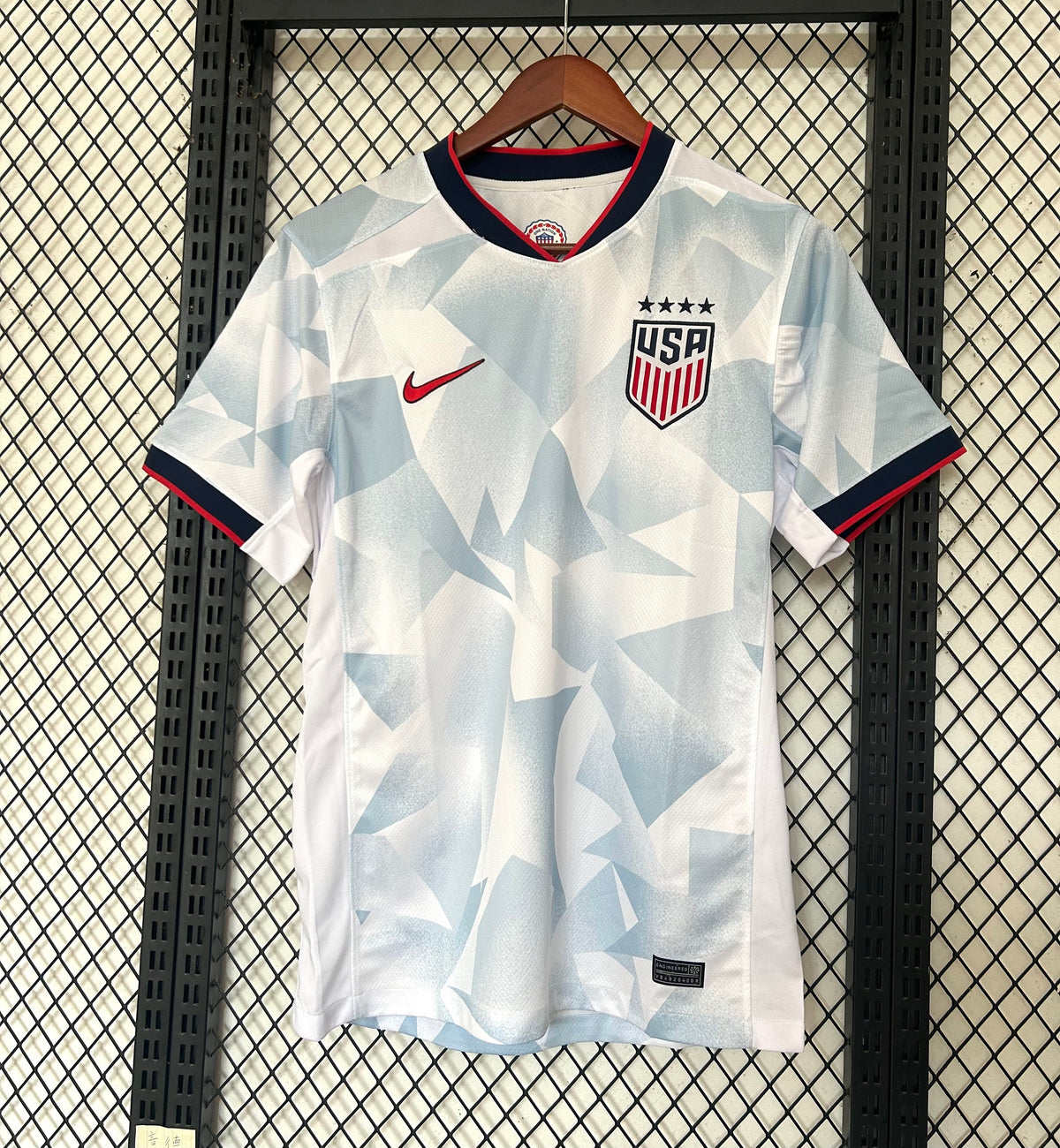 ESTADOS UNIDOS DE AMÉRICA I 2025 HOMBRE
